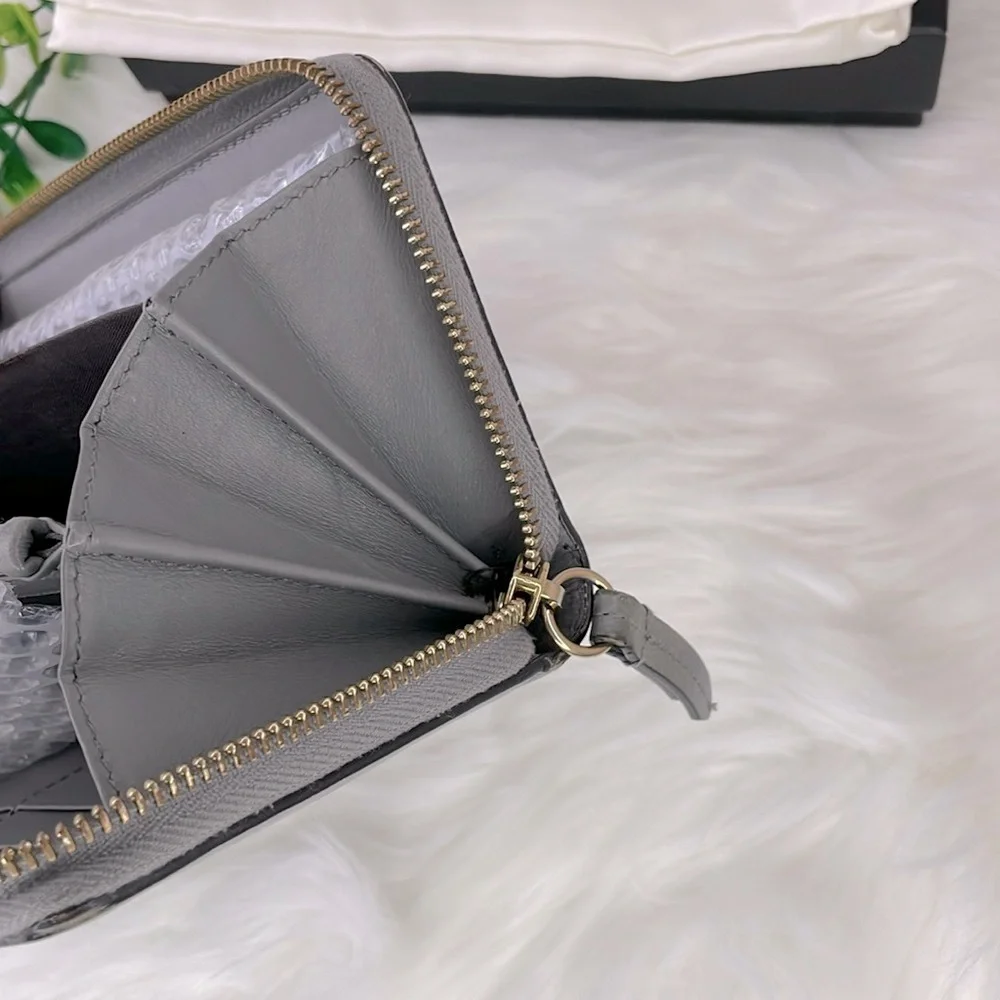 Gucci Japan Exclusive Marmont Zippy‎ Wallet